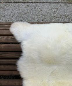 Fell-shop_LammfellNaturbunt