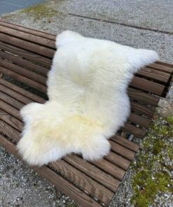 Fell-shop_LammfellNaturbunt