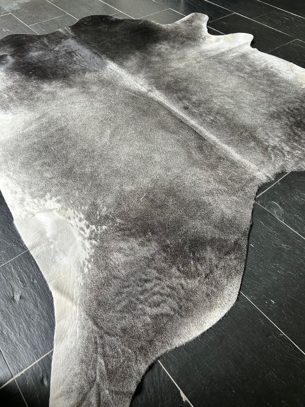 Kuhfell Grey anthrazit