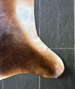 Kuhfell Mahagony mit Farbverlauf in Brauntönen und hohem Fellglanz, Gr. 3 (M) – Fell-Shop.ch Zürich