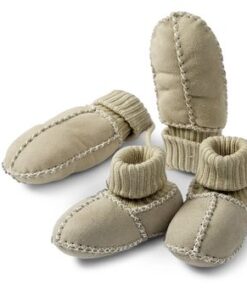 Fell-shop_BabyFinkli und Händschli Farbe sand