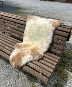 Fell-shop_Einheimisches Lammfell
