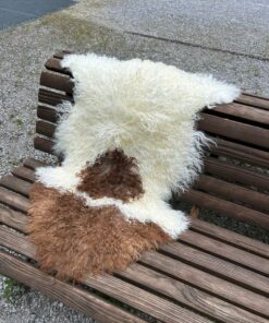 Fell-shop_tibetischesLammfell Naturbunt