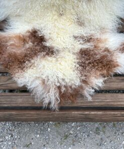 Fell-shop_tibetischesLammfell Naturbunt
