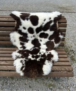 Fell-shop_LammfellNaturbunt