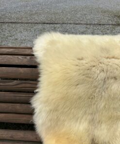 Fell-shop_Einheimisches Lammfell