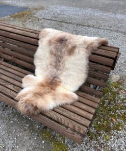 Fell-shop_LammfellNaturbunt