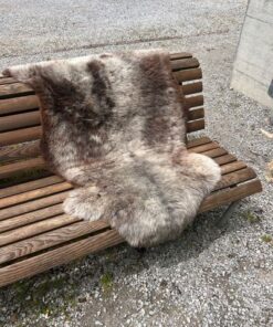 Fell-shop_LammfellNaturbunt