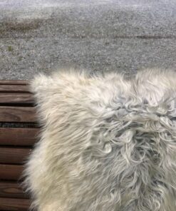 Fell-shop_norwegischesPelzschaffel
